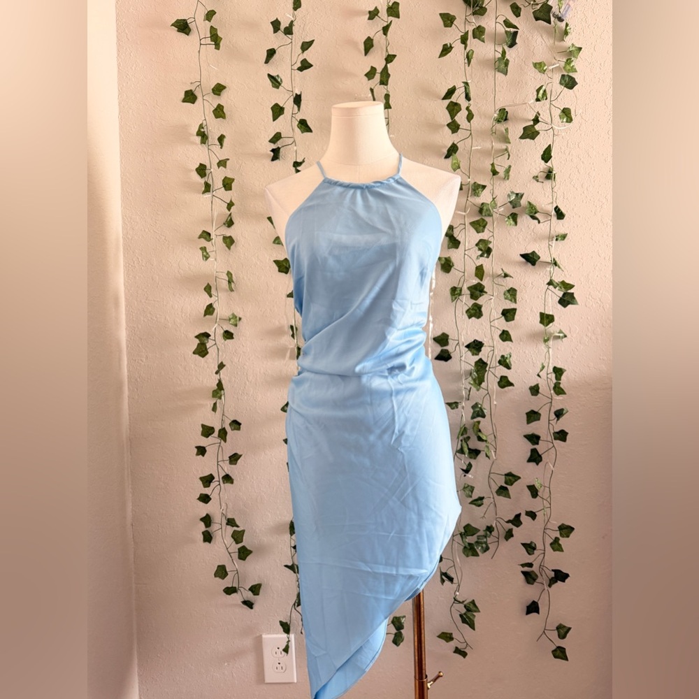 Elegant Blue Sleeveless Dress